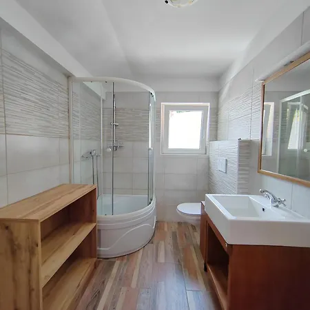 公寓 Apartma Sofia 托尔明